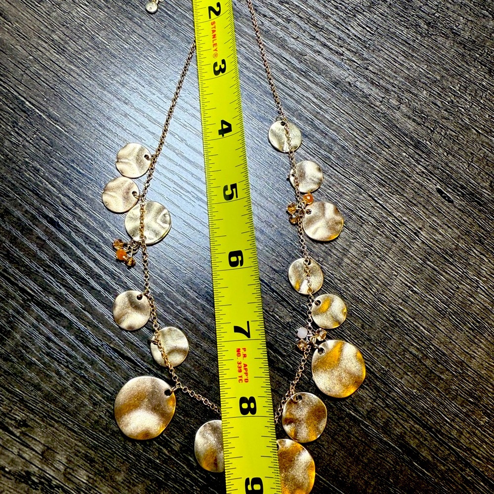 Elegant Gold Disc Necklace